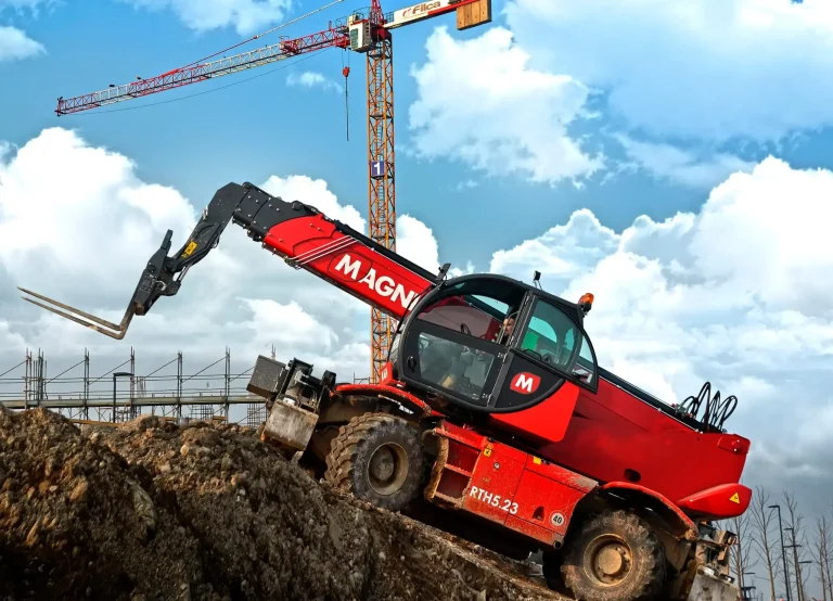 Magni RTH5.23 Telehandler