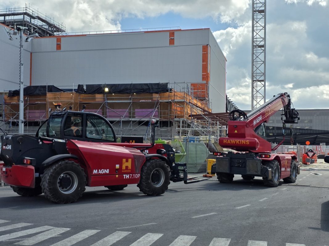 Magni rotating telehandler at reach on the Hawkins Auckland Airport site