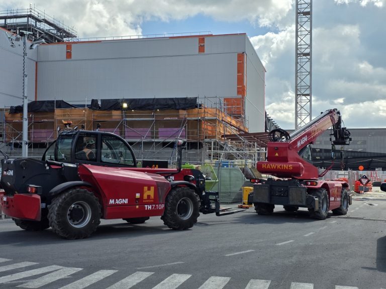 Magni rotating telehandler at reach on the Hawkins Auckland Airport site