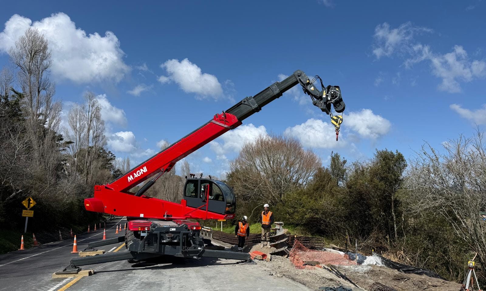 Magni rotating telehandler on a New Zealand construction site