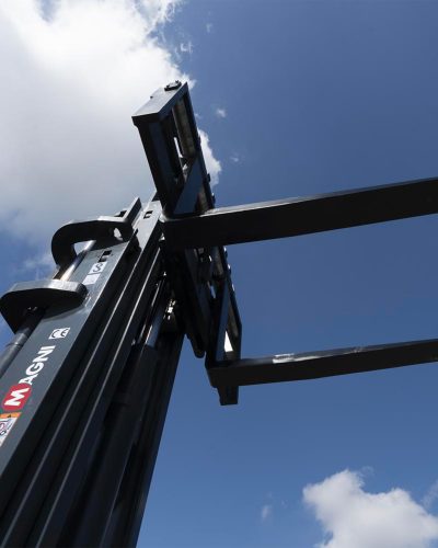 Magni FL 3.5A Rough Terrain Forklift — 3.5 Ton - Image 2